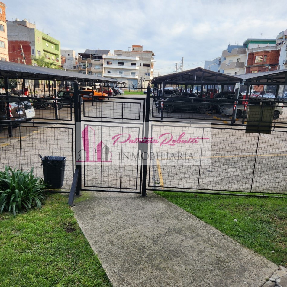EN VENTA DEPARTAMENTO 4 AMBIENTES CON COCHERA -VILLA CELINA.