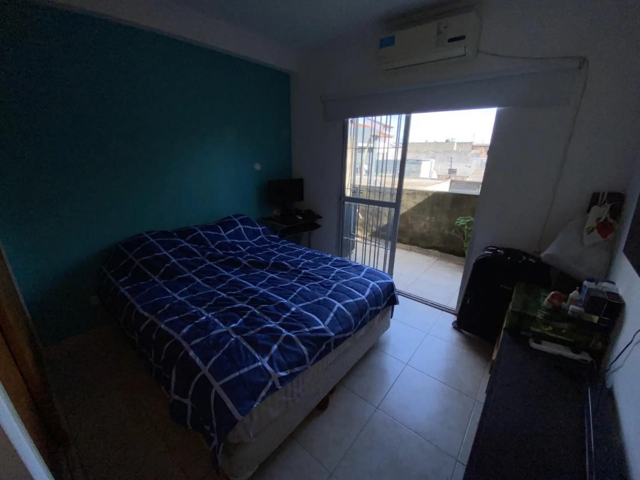 EN VENTA DEPARTAMENTO 2 AMBIENTES CON COCHERA EN MORON