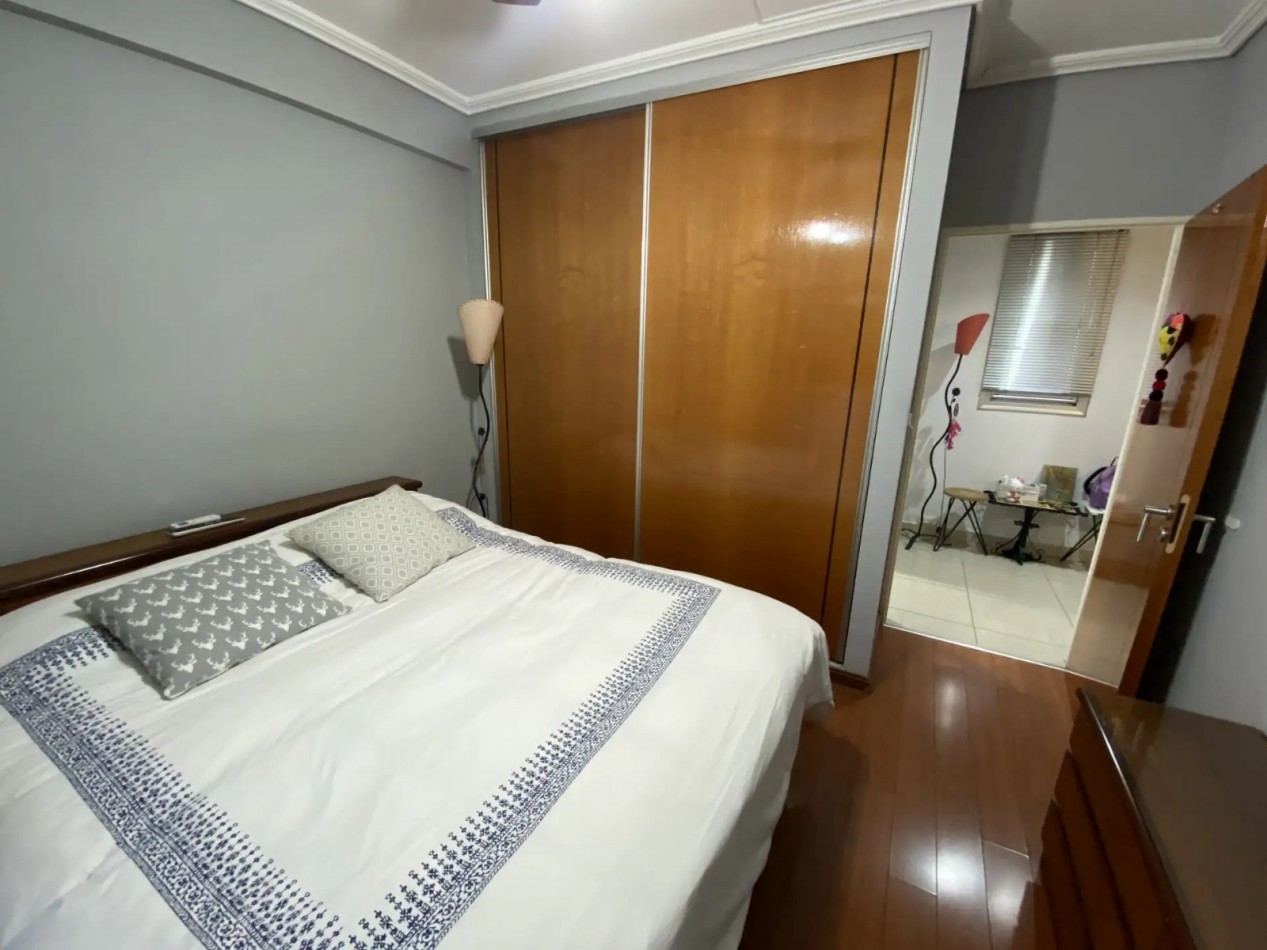 VENTA DEPARTAMENTO 2 AMBIENTES SEMI PISO CON COCHERA Y BAULERA APTO CREDITO EN EL CENTRO COMERCIAL DE MATADEROS