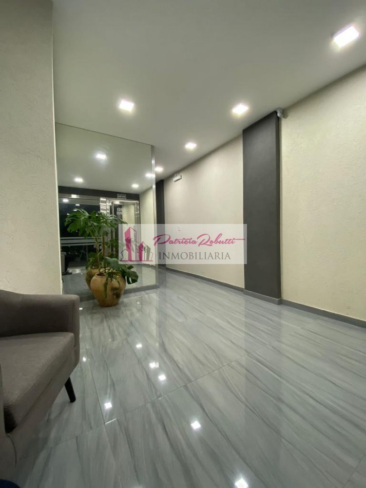 DEPTO DE POZO MONOAMBIENTE CON PATIO Y COCHERA DONOVAN 1252 TAPIALES