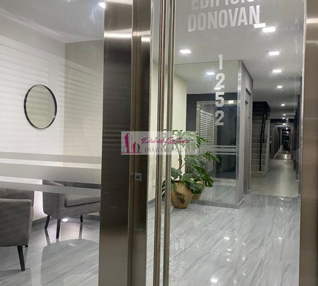 DEPTO DE POZO MONOAMBIENTE CON PATIO Y COCHERA DONOVAN 1252 TAPIALES