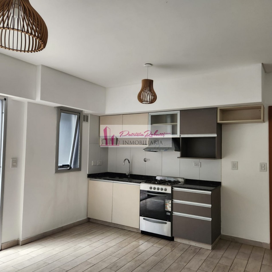 DEPTO DE POZO MONOAMBIENTE CON PATIO Y COCHERA DONOVAN 1252 TAPIALES