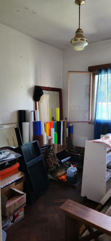 EN VENTA CASA 4 AMB CON PARQUE VILLA CELINA