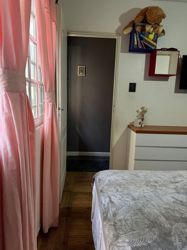 Vende PH MULTIFAMILIAR contrafrente con espacio aereo para edificar Villa Celina