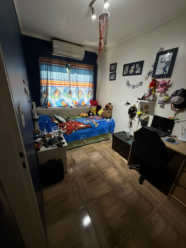 Vende PH MULTIFAMILIAR contrafrente con espacio aereo para edificar Villa Celina