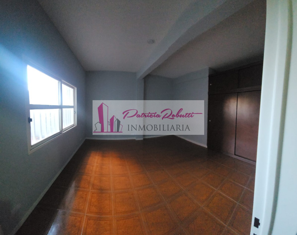EN VENTA PH 2 AMB CON PATIO VILLA CELINA 