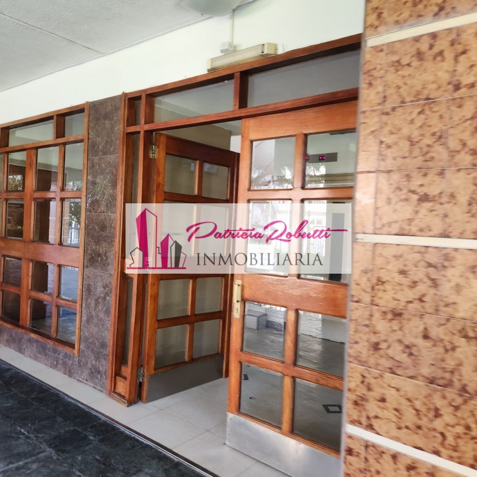EN VENTA DEPARTAMENTO 4 AMBIENTES CON COCHERA -VILLA CELINA.