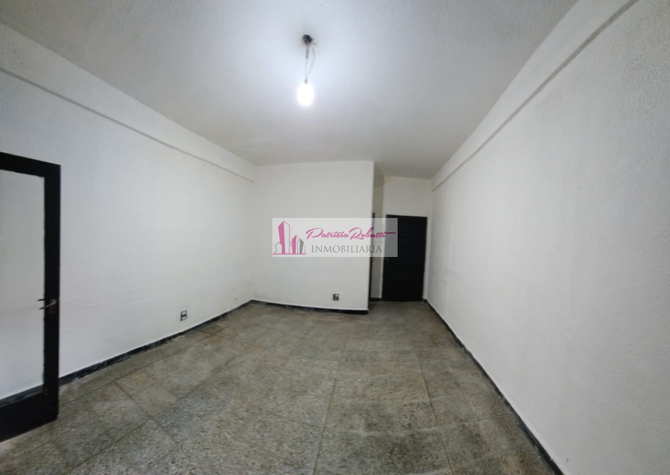 EN ALQUILER LOCAL COMERCIAL APTO VIVIENDA TALLER VILLA LUGANO