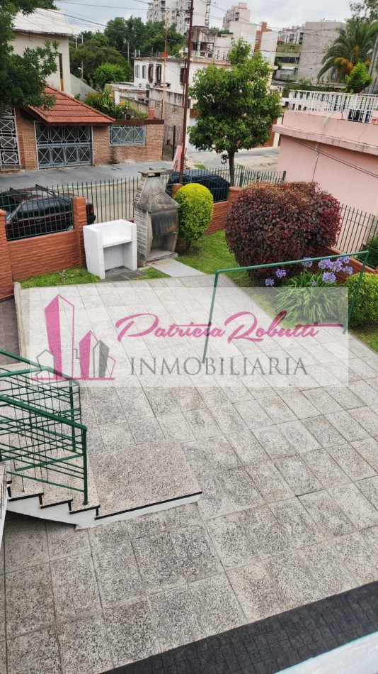 EN VENTA CASA LOTE 3 AMBIENTES EN VILLA CELINA BARRIO GRAL PAZ.