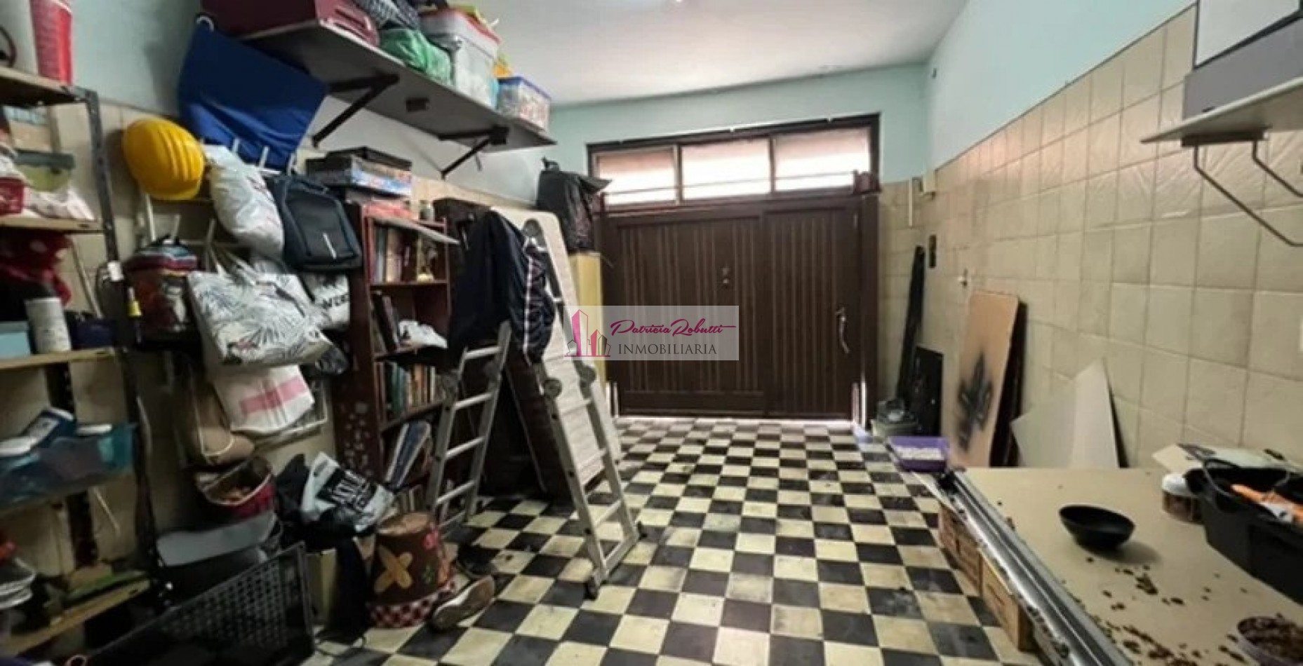 EN VENTA CASA 4 AMBIENTES EN VILLA LUGANO