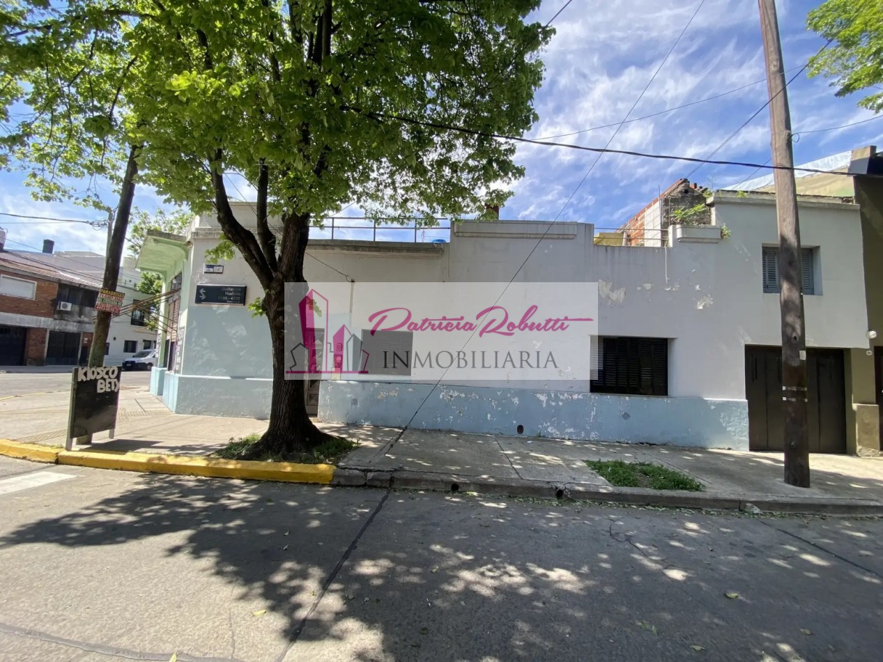 EN VENTA LOCAL COMERCIAL Y PH 4 AMBIENTES  VILLA LUGANO 