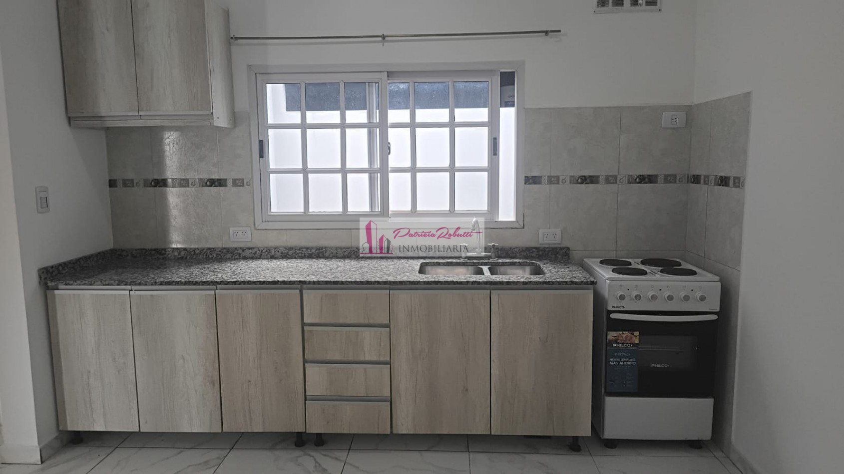 EN ALQUILER DEPARTAMENTO 4 AMBIENTES EN VILLA CELINA.