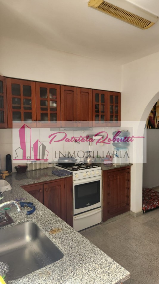 EN VENTA PH 3 AMBIENTES CON PATIO Y TERRAZA EN VILLA CELINA. 