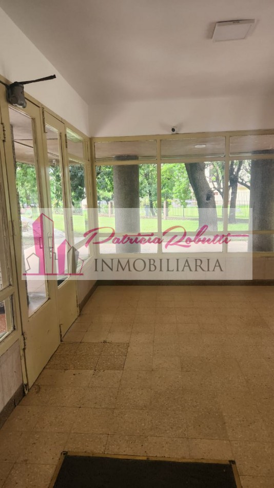 EN VENTA DEPARTAMENTO 4 AMBIENTES CON BALCON VILLA CELINA.