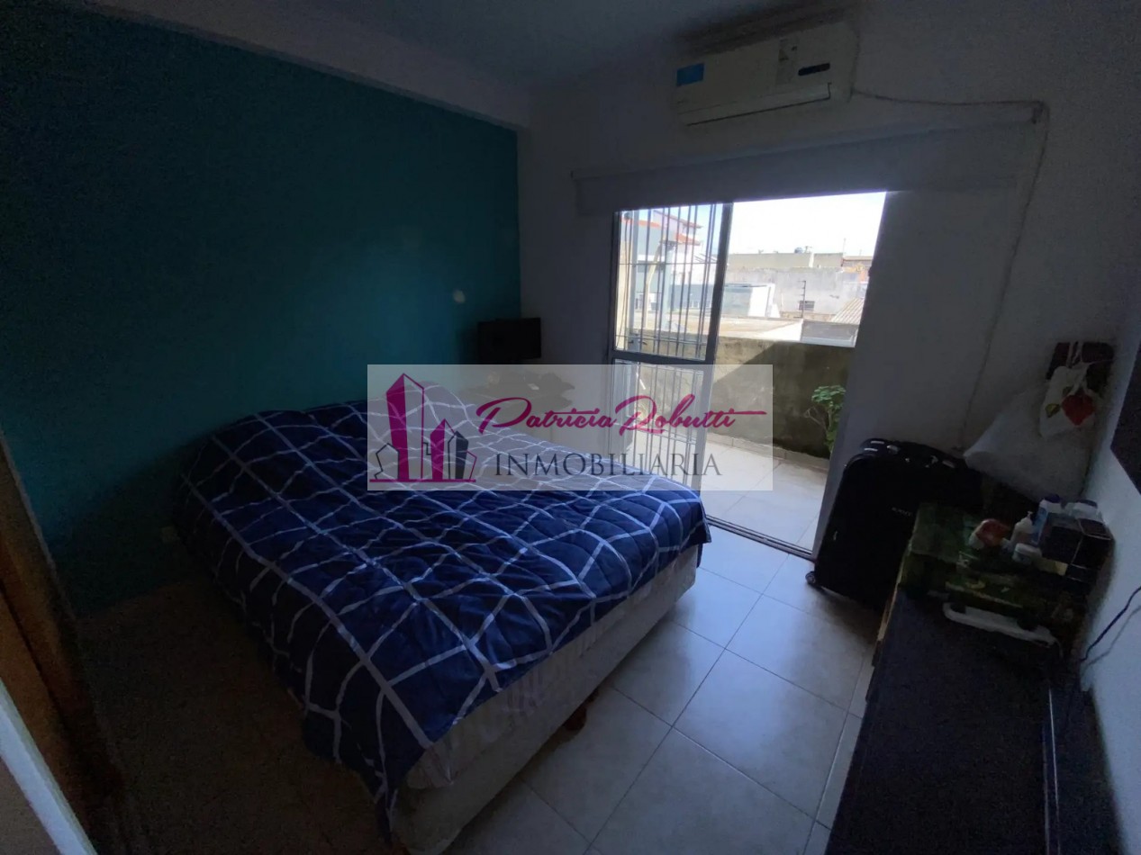EN VENTA DEPARTAMENTO 2 AMBIENTES CON COCHERA EN MORON