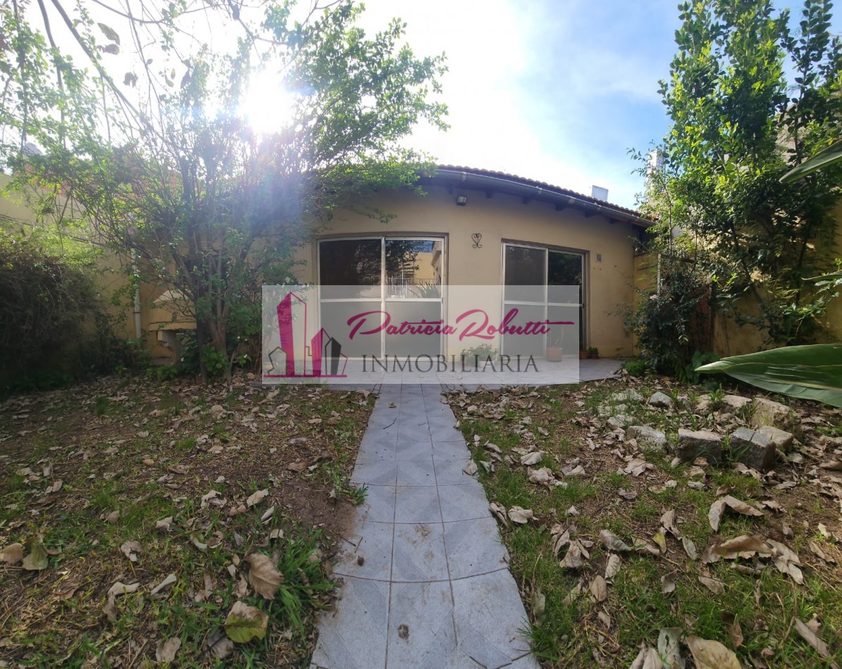 EN VENTA CASA 4 AMBIENTES EN VILLA CELINA POLO TEXTIL LOTE