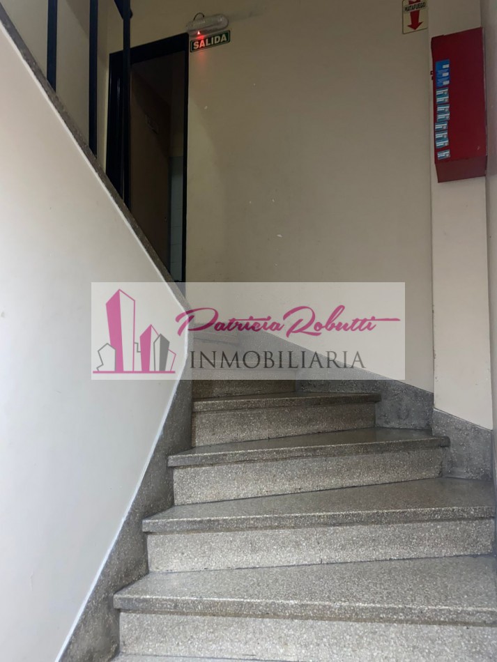 EN ALQUILER DEPARTAMENTO 3 AMBIENTES CON BALCON EN PALERMO.