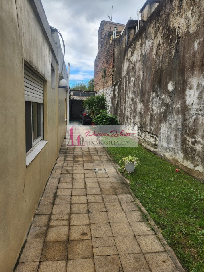 EN VENTA CASA MULTIFAMILIAR CON GRAN LOTE  10 X 43 VILLA CELINA 