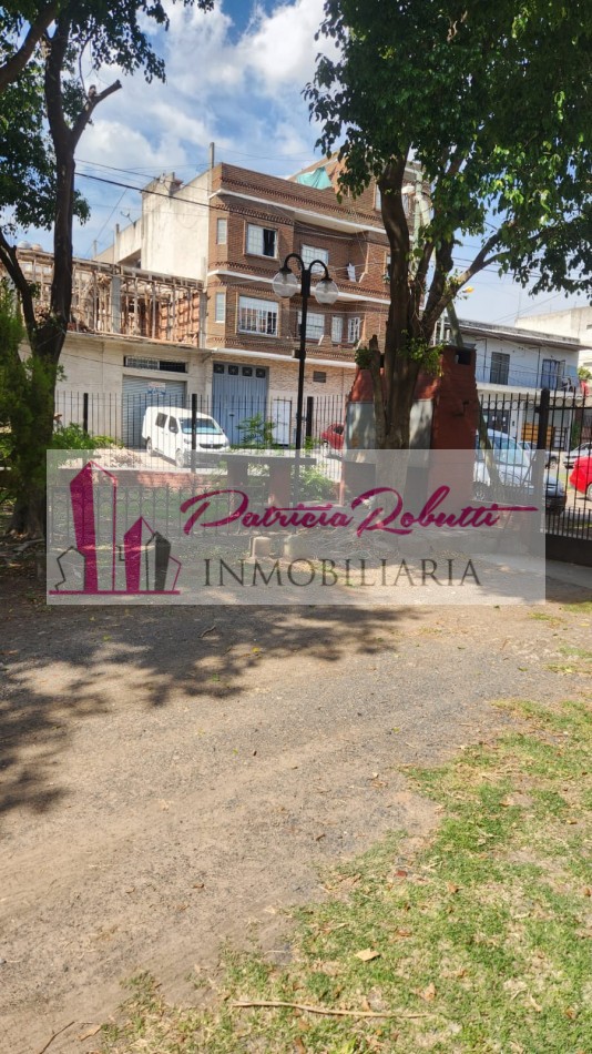 EN VENTA DEPARTAMENTO 3 AMB CON ALTILLO Y 2 ESPACIOS GUARDA COCHES VILLA CELINA