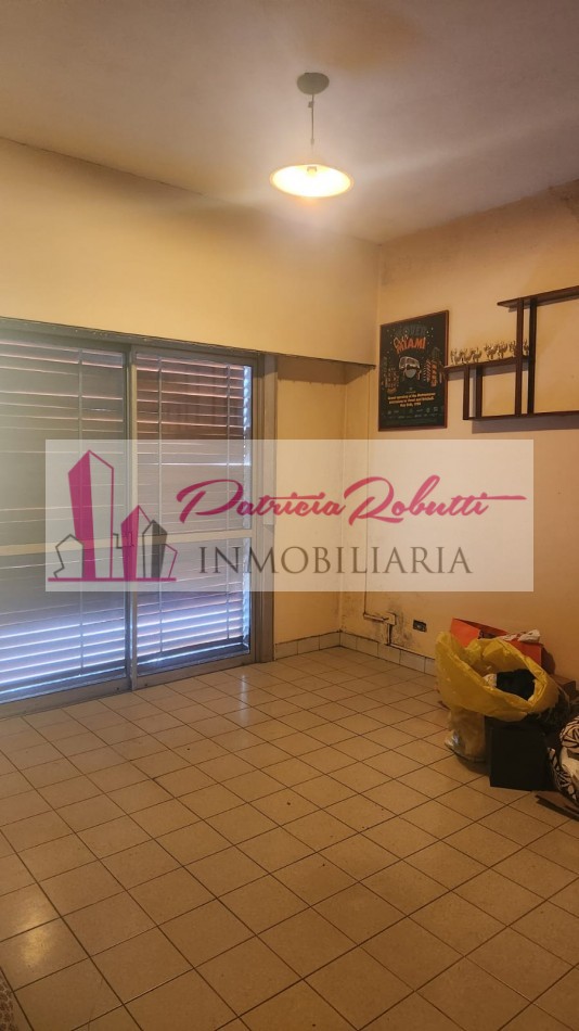 EN VENTA CASA 4 AMBIENTES EN VILLA CELINA POLO TEXTIL LOTE