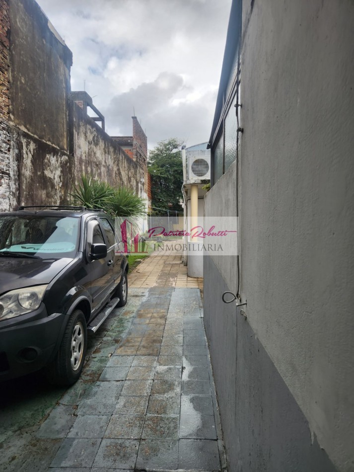 EN VENTA CASA MULTIFAMILIAR CON GRAN LOTE  10 X 43 VILLA CELINA 