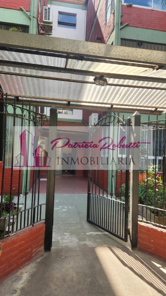 EN VENTA DEPARTAMENTO 3 AMB CON ALTILLO Y 2 ESPACIOS GUARDA COCHES VILLA CELINA