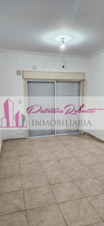 SE VENDE DEPARTAMENTO 2 AMB CON PATIO COCHERA Y TERRAZA COMPARTIDA VILLA LUGANO