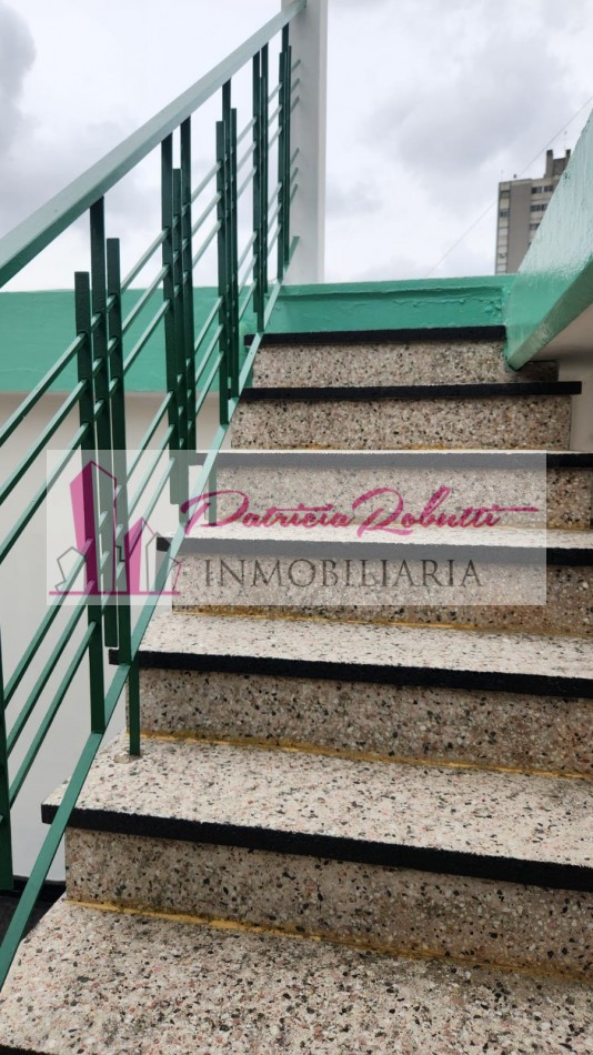 EN VENTA CASA LOTE 3 AMBIENTES EN VILLA CELINA BARRIO GRAL PAZ.