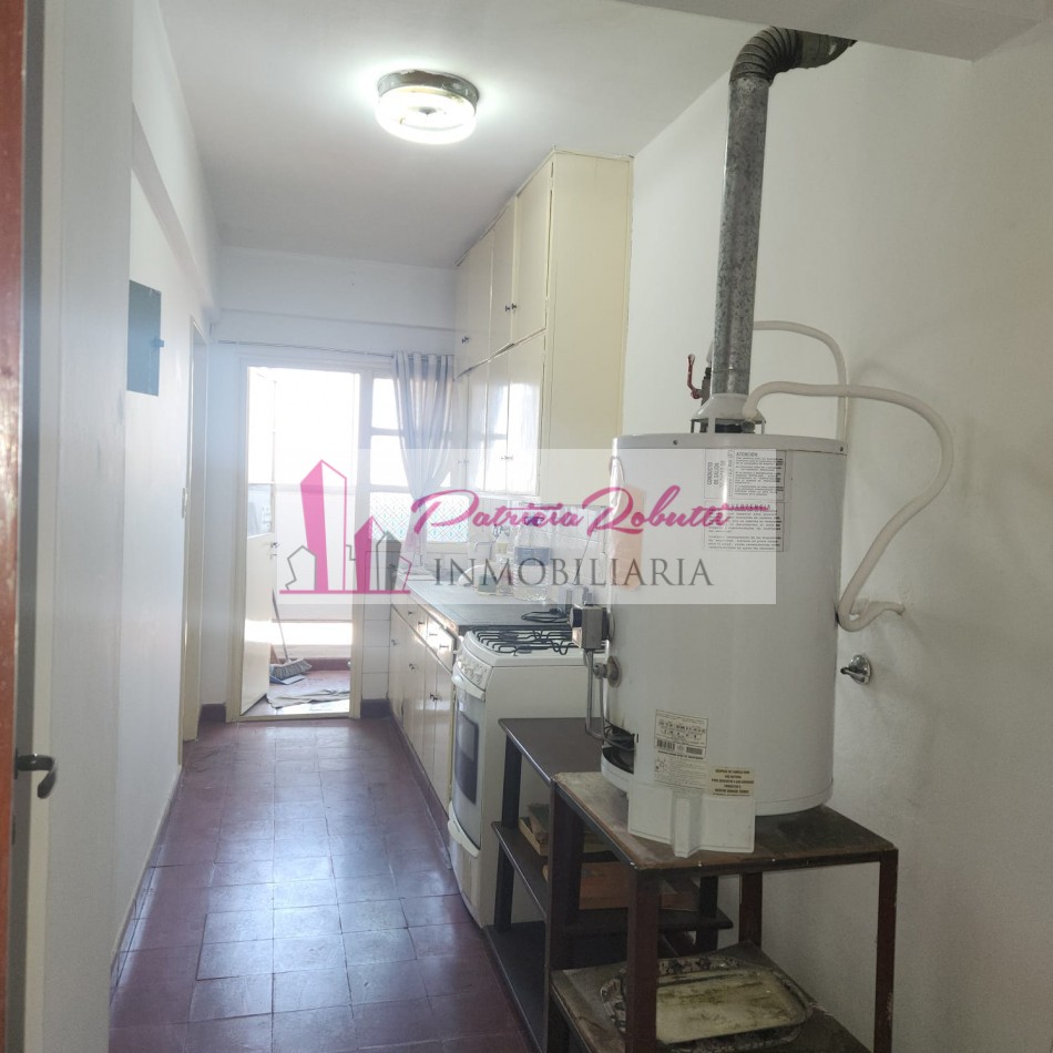 EN VENTA DEPARTAMENTO 4 AMBIENTES CON COCHERA -VILLA CELINA.