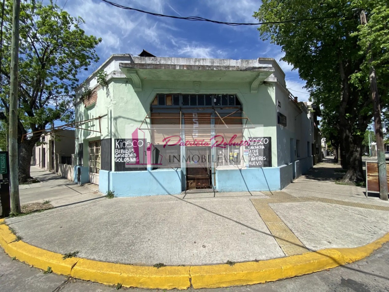 EN VENTA LOCAL COMERCIAL Y PH 4 AMBIENTES  VILLA LUGANO 