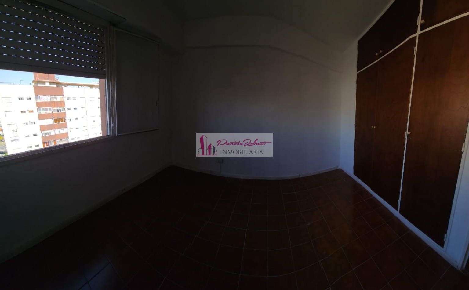 EN ALQUILER DEPARTAMENTO 3 AMBIENTES CON COCHERA EN VILLA CELINA.