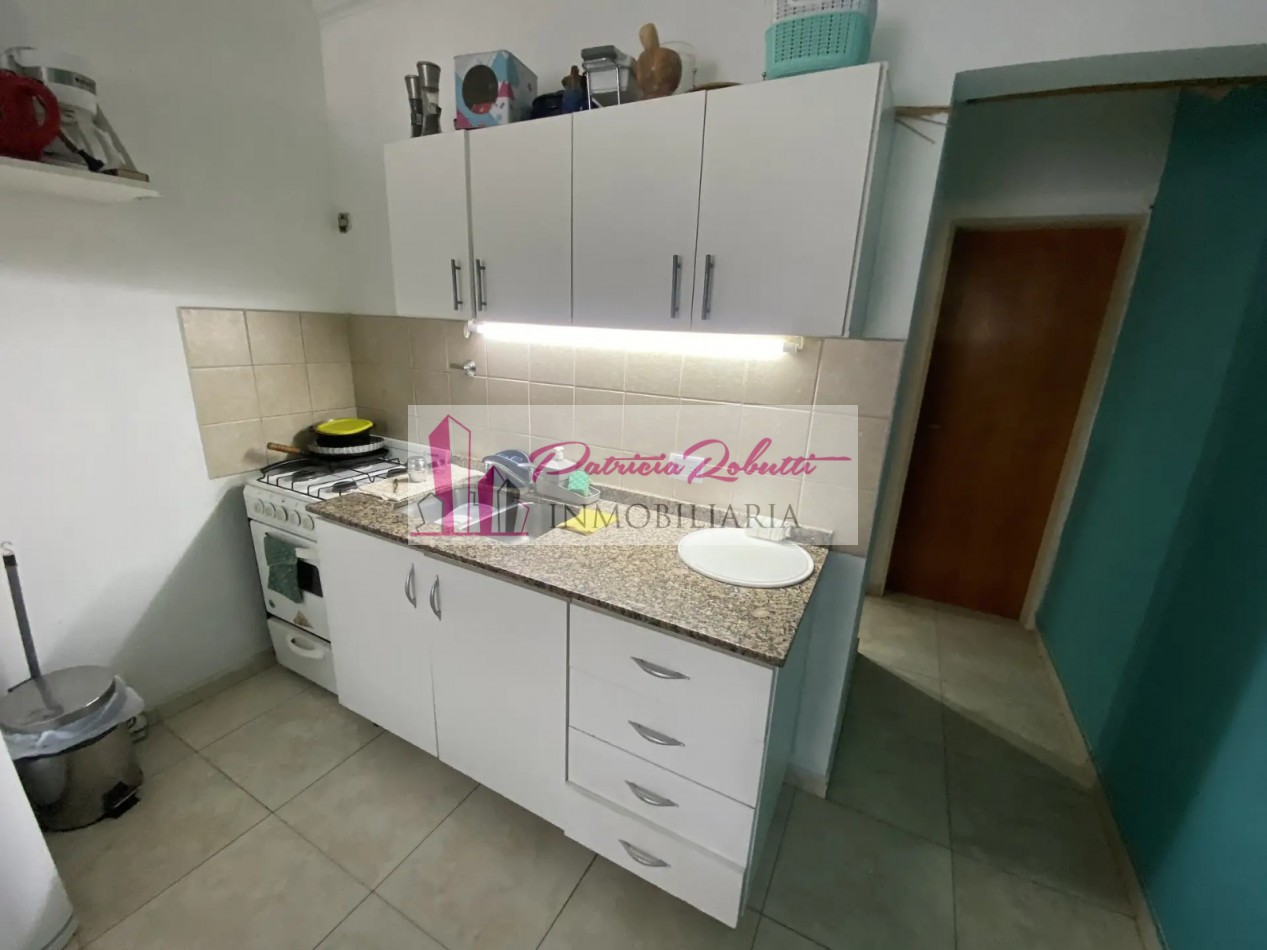EN VENTA DEPARTAMENTO 2 AMBIENTES CON COCHERA EN MORON