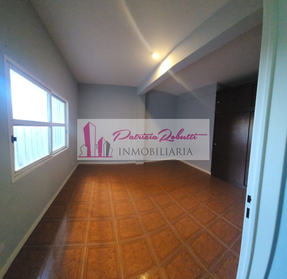 EN VENTA PH 2 AMB CON PATIO VILLA CELINA 