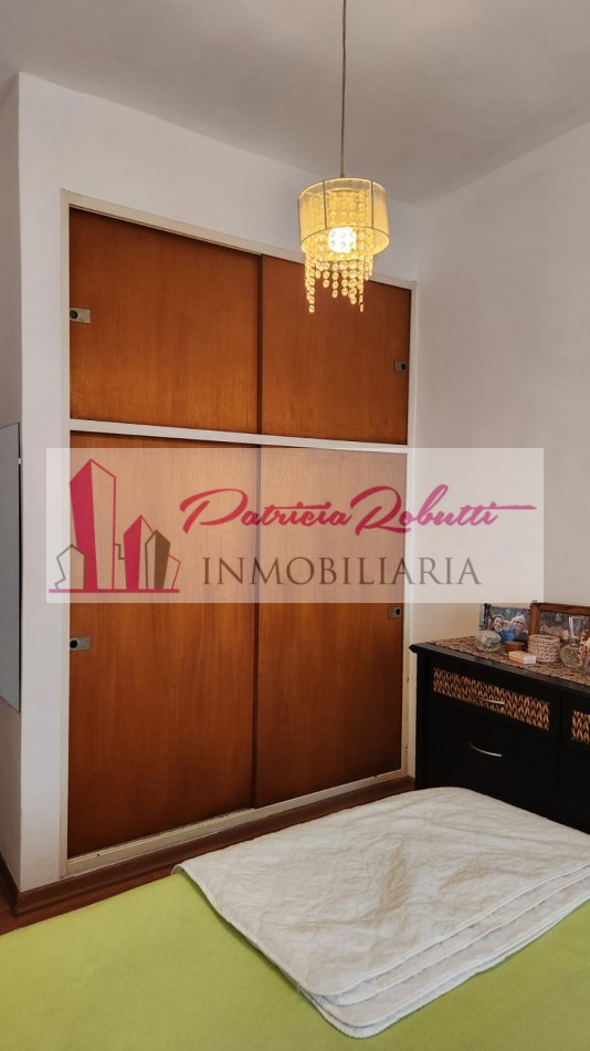 EN VENTA PH 3 AMBIENTES CON PATIO Y TERRAZA EN VILLA CELINA. 