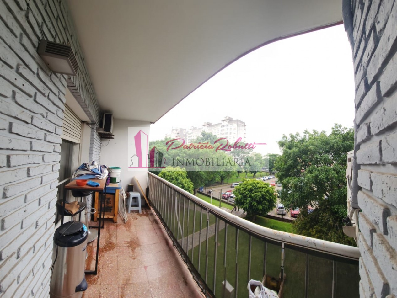 EN VENTA DEPARTAMENTO 4 AMBIENTES CON BALCON VILLA CELINA.