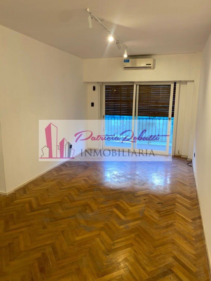 EN VENTA DPTO 3 AMBIENTES AL FRENTE CON BALCON EN PALERMO.