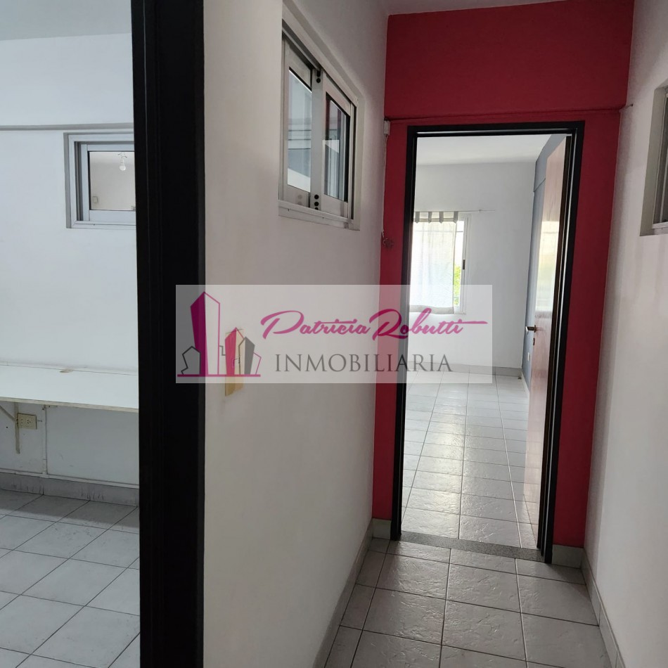 SE ALQUILA LOCAL COMERCIAL CON OFICINAS EN VILLA MADERO