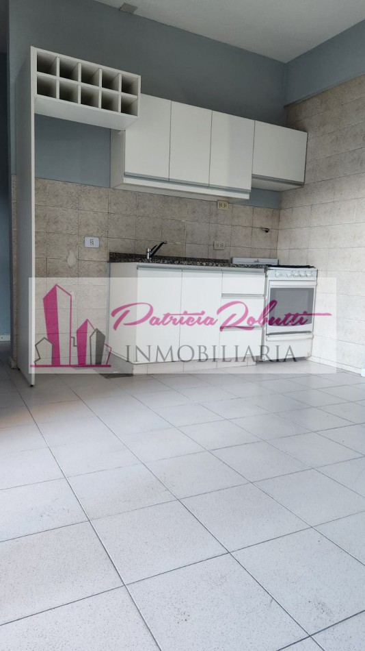 EN VENTA PH 2 AMB CON PATIO VILLA CELINA 