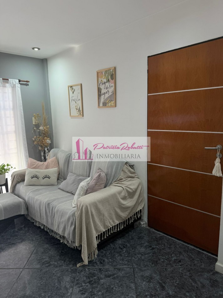 Vende PH MULTIFAMILIAR contrafrente con espacio aereo para edificar Villa Celina