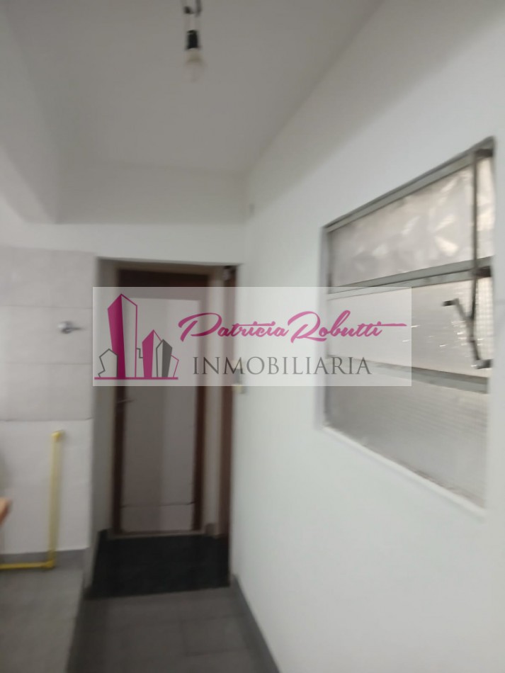 EN ALQUILER DEPARTAMENTO 2 AMBIENTES Al FRENTE EN VILLA MADERO.