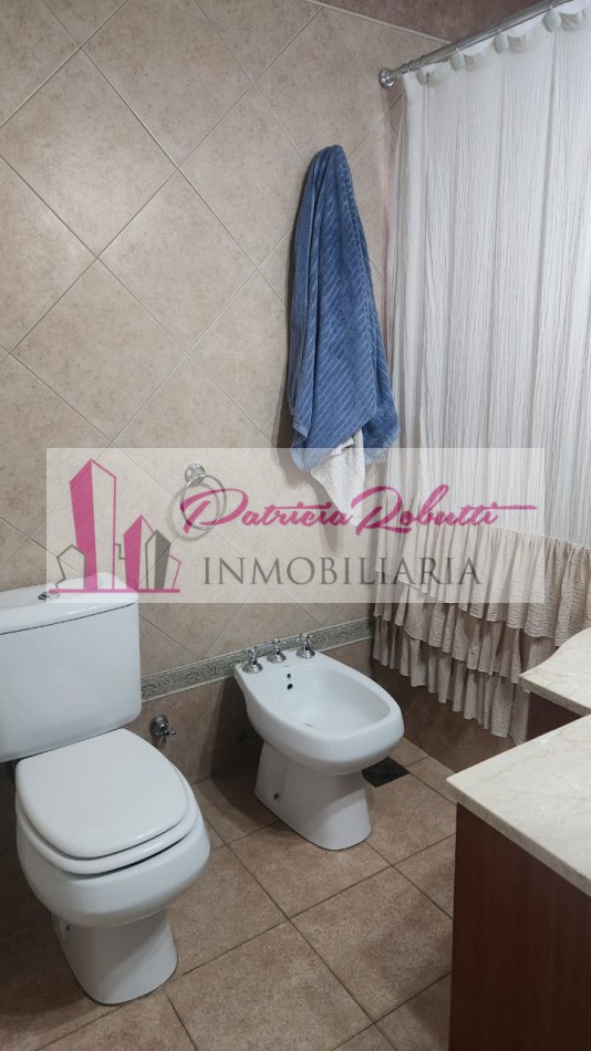 EN VENTA DEPARTAMENTO 4 AMBIENTES CON BALCON VILLA CELINA.