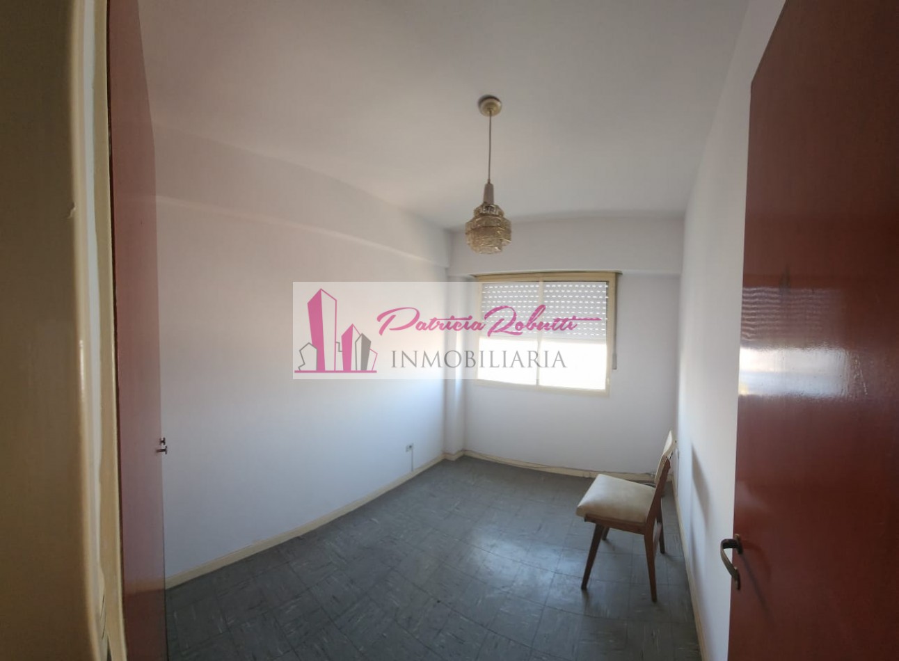 EN VENTA DEPARTAMENTO 4 AMBIENTES CON COCHERA -VILLA CELINA.