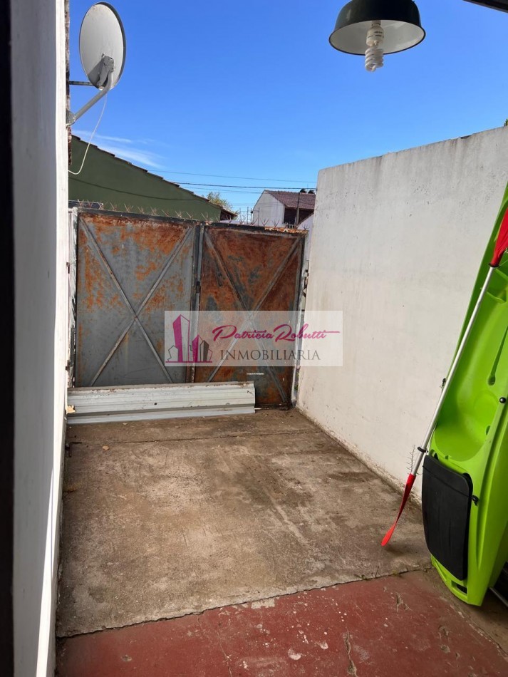 EN VENTA CHALET 3 AMBIENTES EN MAR DEL TUYU.