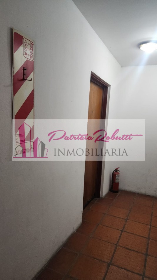 EN VENTA PH 2 AMB CON PATIO VILLA CELINA 