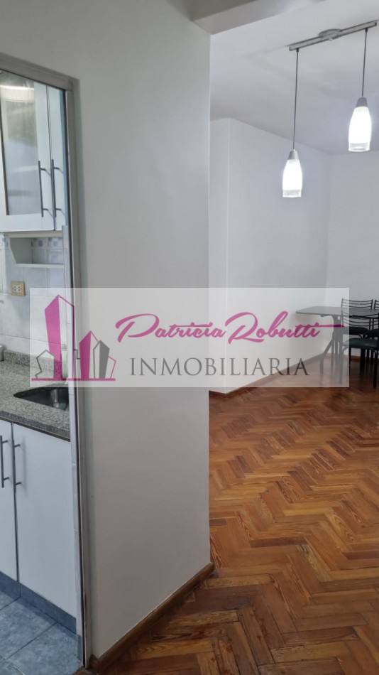 En venta Departamento 2 Ambientes con balcon en Monserrat.