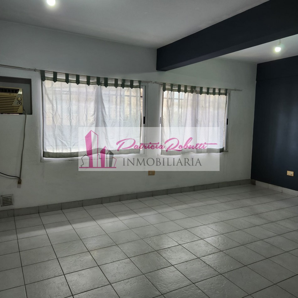 SE ALQUILA LOCAL COMERCIAL CON OFICINAS EN VILLA MADERO