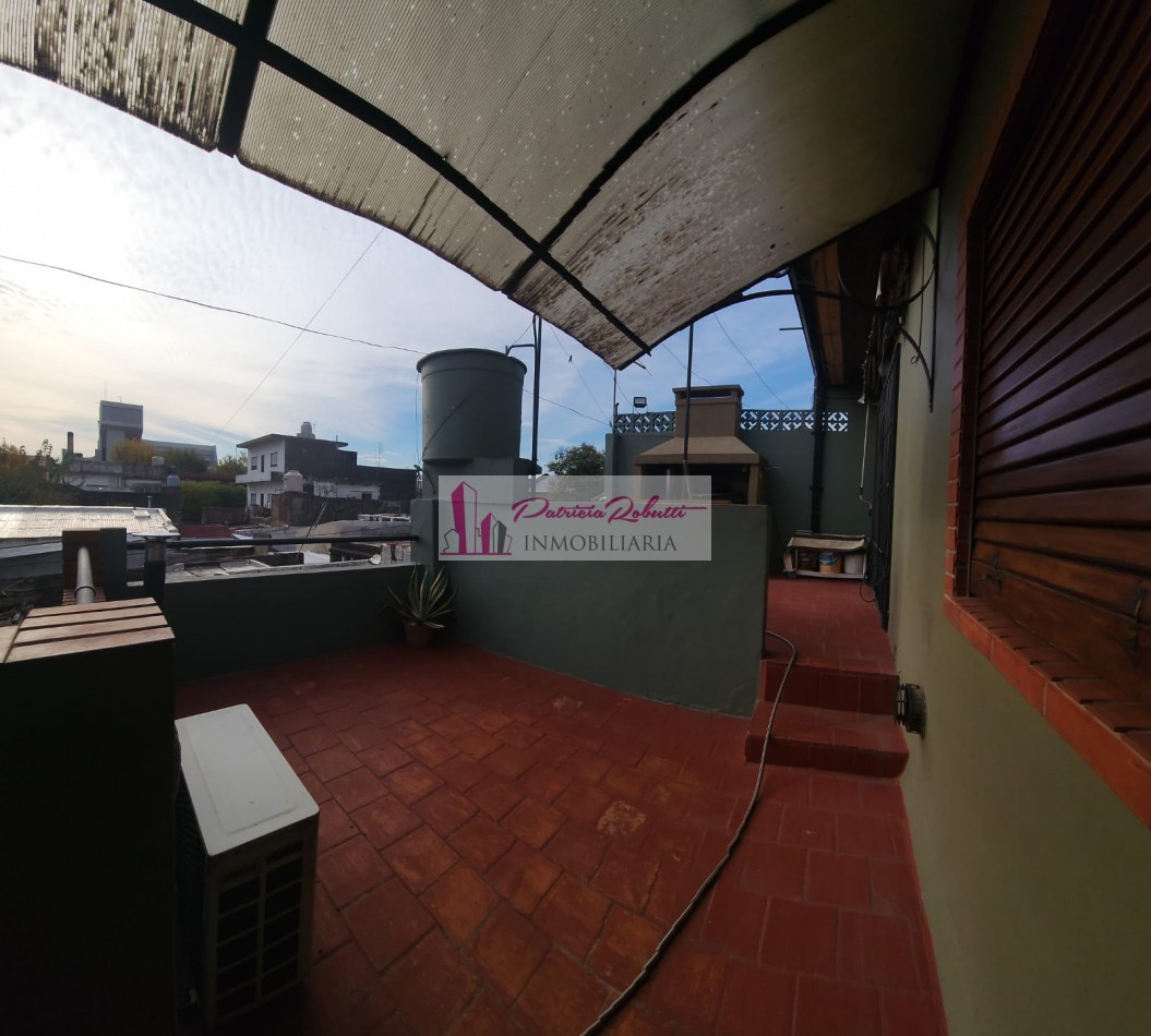 EN VENTA PH 4 AMB CON PEQUEÑO PATIO Y TERRAZA- VILLA CELINA LA MATANZA