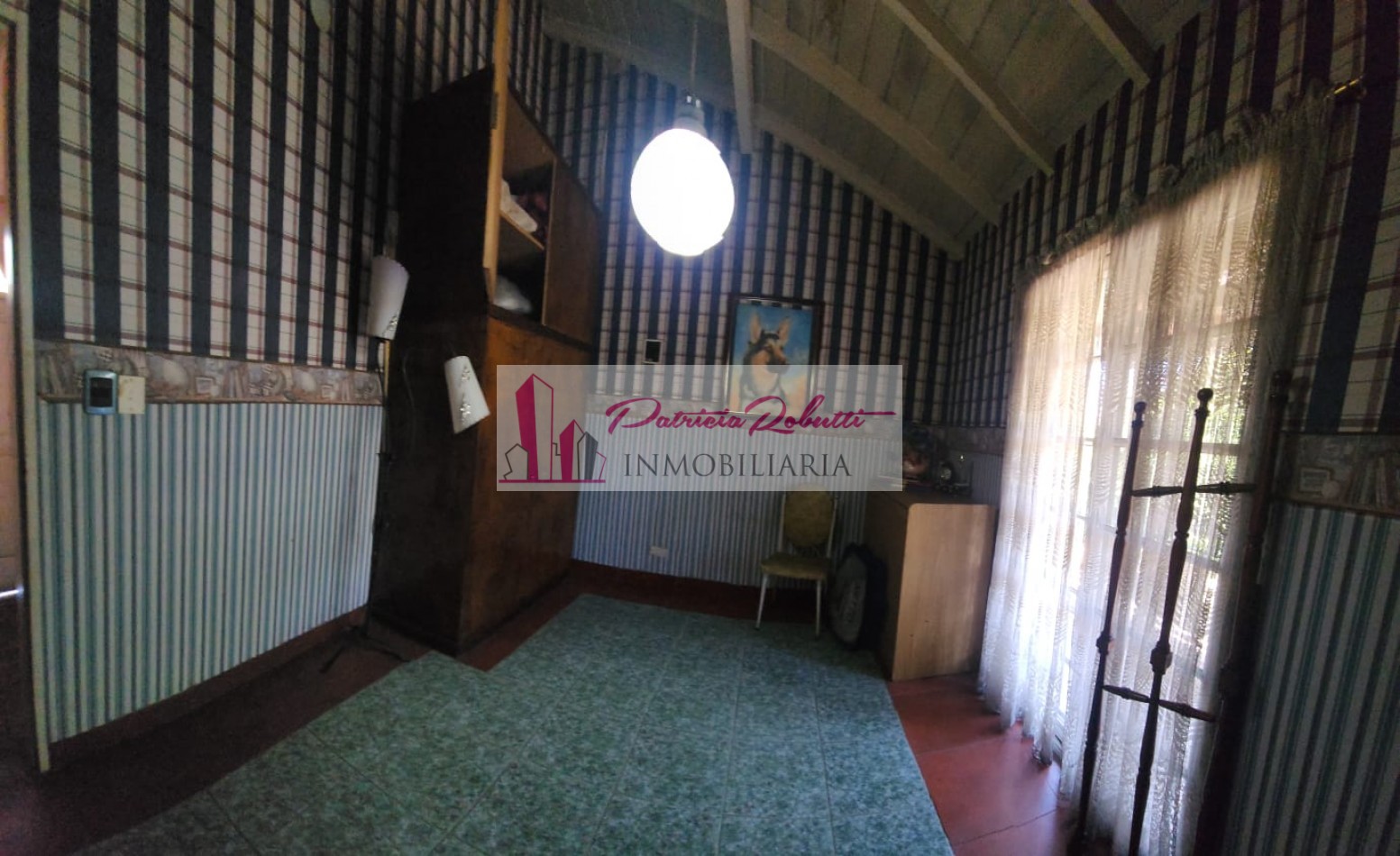 EN VENTA CASA 5 AMBIENTES EN VILLA LUGANO