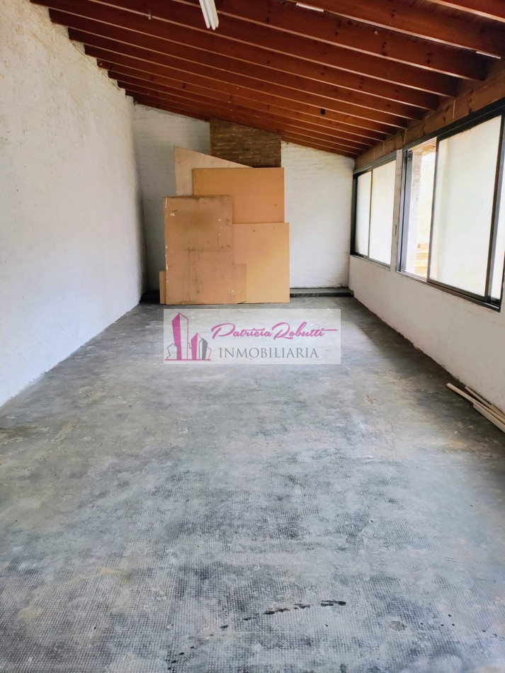 EN ALQUILER LOCAL COMERCIAL CON GALPON DEPOSITO EN VILLA CELINA.