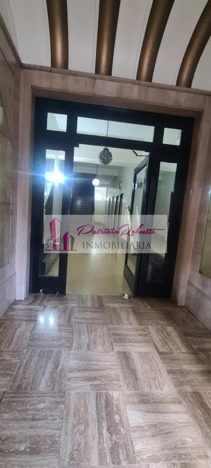 EN VENTA DEPARTAMENTO 2 AMBIENTES EN SAN CRISTOBAL.